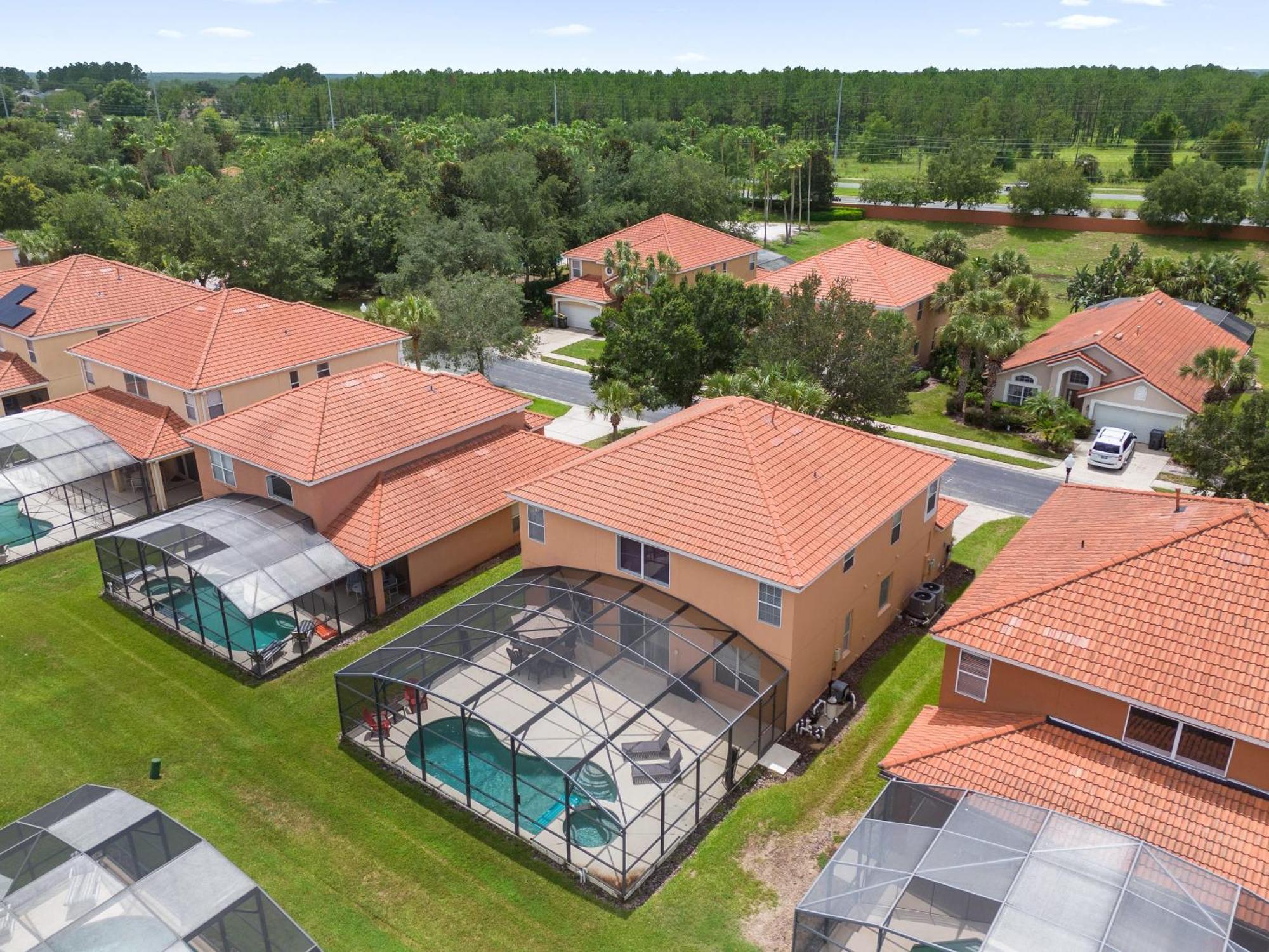 Large Spacious Home W Private Pool & Hot Tub Davenport Exterior foto