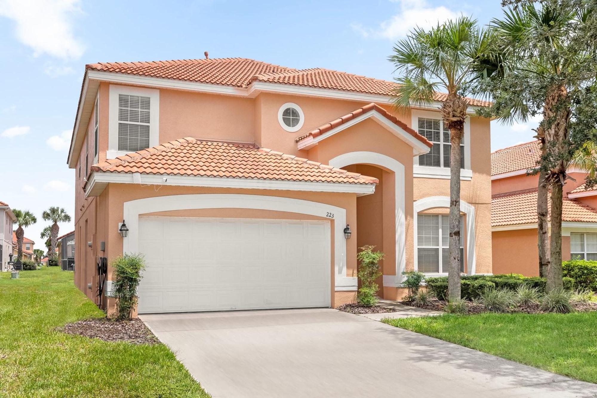 Large Spacious Home W Private Pool & Hot Tub Davenport Exterior foto